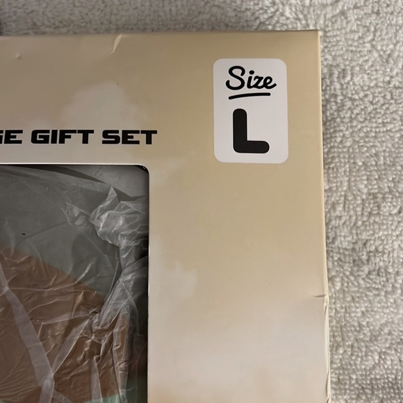 Mandalorian Lounge set mens - Picture 2 of 6